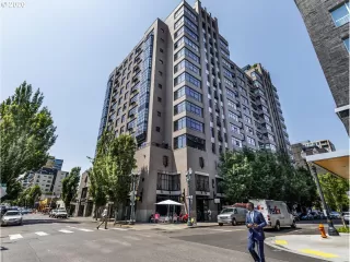 Photo #4: 20346958 Listing 