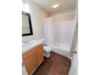 Photo #1: 20347164 Listing 