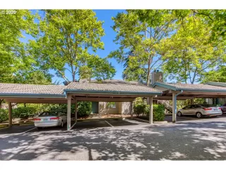 Photo #1: 20349700 Listing 