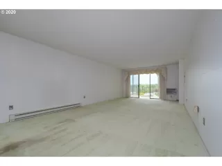 Photo #2: 20350834 Listing