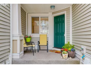 Photo #1: 20351218 Listing
