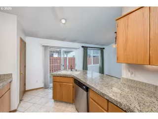 Photo #1: 20351220 Listing 