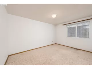 Photo #4: 20351220 Listing 