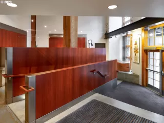 Photo #2: 20351361 Listing 