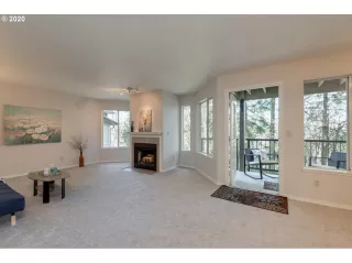 Photo #2: 20354279 Listing