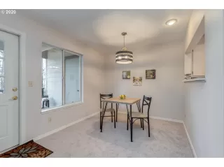 Photo #6: 20354279 Listing