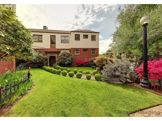 Photo #3: 20354317 Listing
