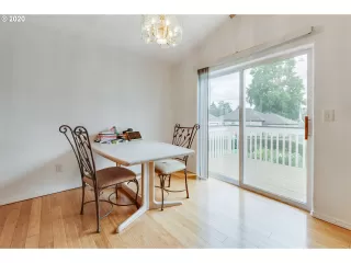 Photo #6: 20355403 Listing