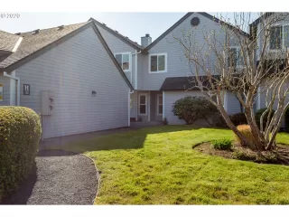 Photo #2: 20356056 Listing