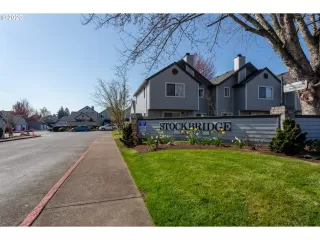 Photo #5: 20356056 Listing