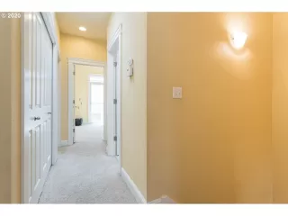 Photo #6: 20356131 Listing 