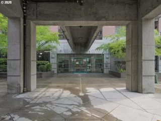 Photo #1: 20356205 Listing