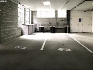 Photo #1: 20357423 Listing