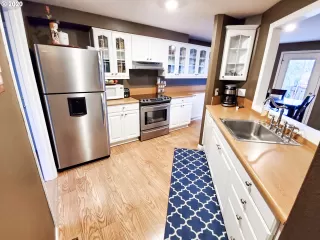 Photo #1: 20357941 Listing