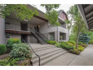 Photo #2: 20358582 Listing