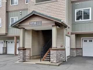 Photo #1: 20359028 Listing