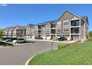 Photo #1: 20360957 Listing