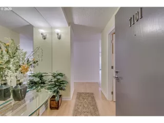 Photo #1: 20362210 Listing