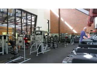 Photo #1: 20362915 Listing