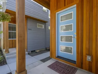 Photo #1: 20364048 Listing