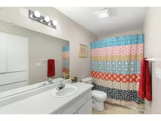 Photo #6: 20364195 Listing