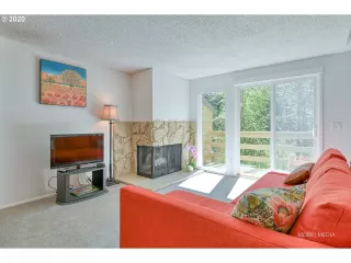 Photo #1: 20365849 Listing