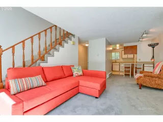 Photo #2: 20365849 Listing