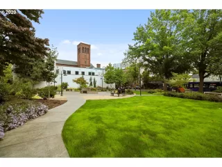 Photo #2: 20366608 Listing 