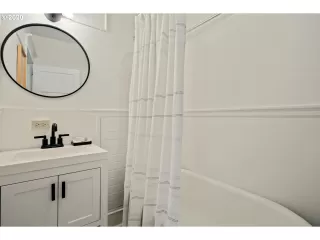 Photo #4: 20366608 Listing 