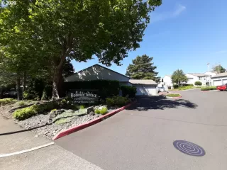 Photo #6: 20366925 Listing