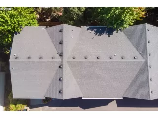 Photo #4: 20367294 Listing