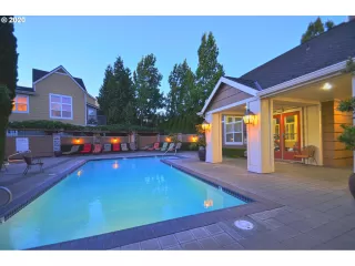 Photo #2: 20367400 Listing