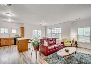 Photo #4: 20367820 Listing 