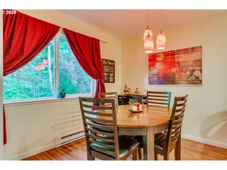 Photo #4: 20369474 Listing