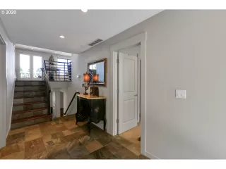 Photo #4: 20370088 Listing 