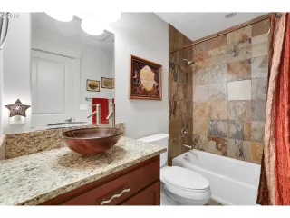 Photo #5: 20370088 Listing 