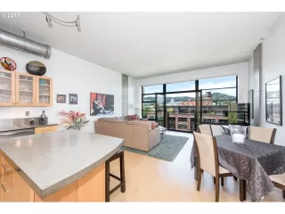 Photo #1: 20370126 Listing 