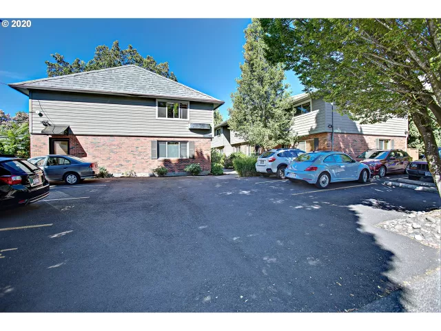 MLS: 20371733 Condo For Sale