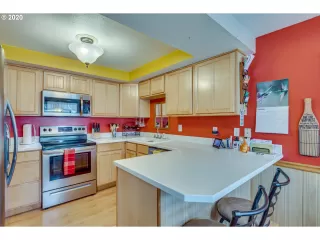 Photo #4: 20371909 Listing 