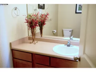 Photo #4: 20373056 Listing