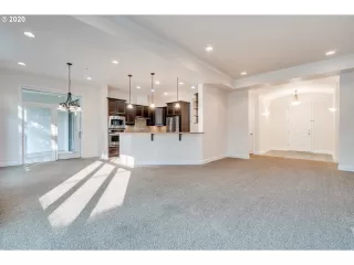 Photo #3: 20374749 Listing 