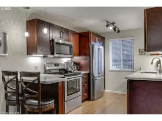 Photo #3: 20374973 Listing 