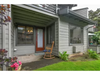 Photo #1: 20375174 Listing