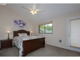 Photo #3: 20375174 Listing