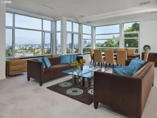 Photo #6: 20375797 Listing