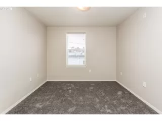 Photo #2: 20376046 Listing