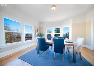 Photo #3: 20376707 Listing