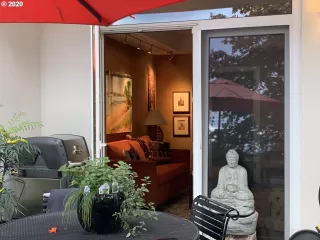 Photo #6: 20377725 Listing