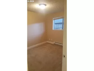 Photo #3: 20378038 Listing