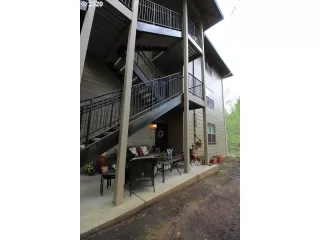 Photo #1: 20378462 Listing